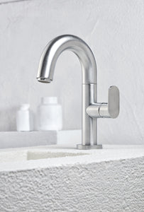 Leo Single Lever Basin Mixer Medium Size Chrome